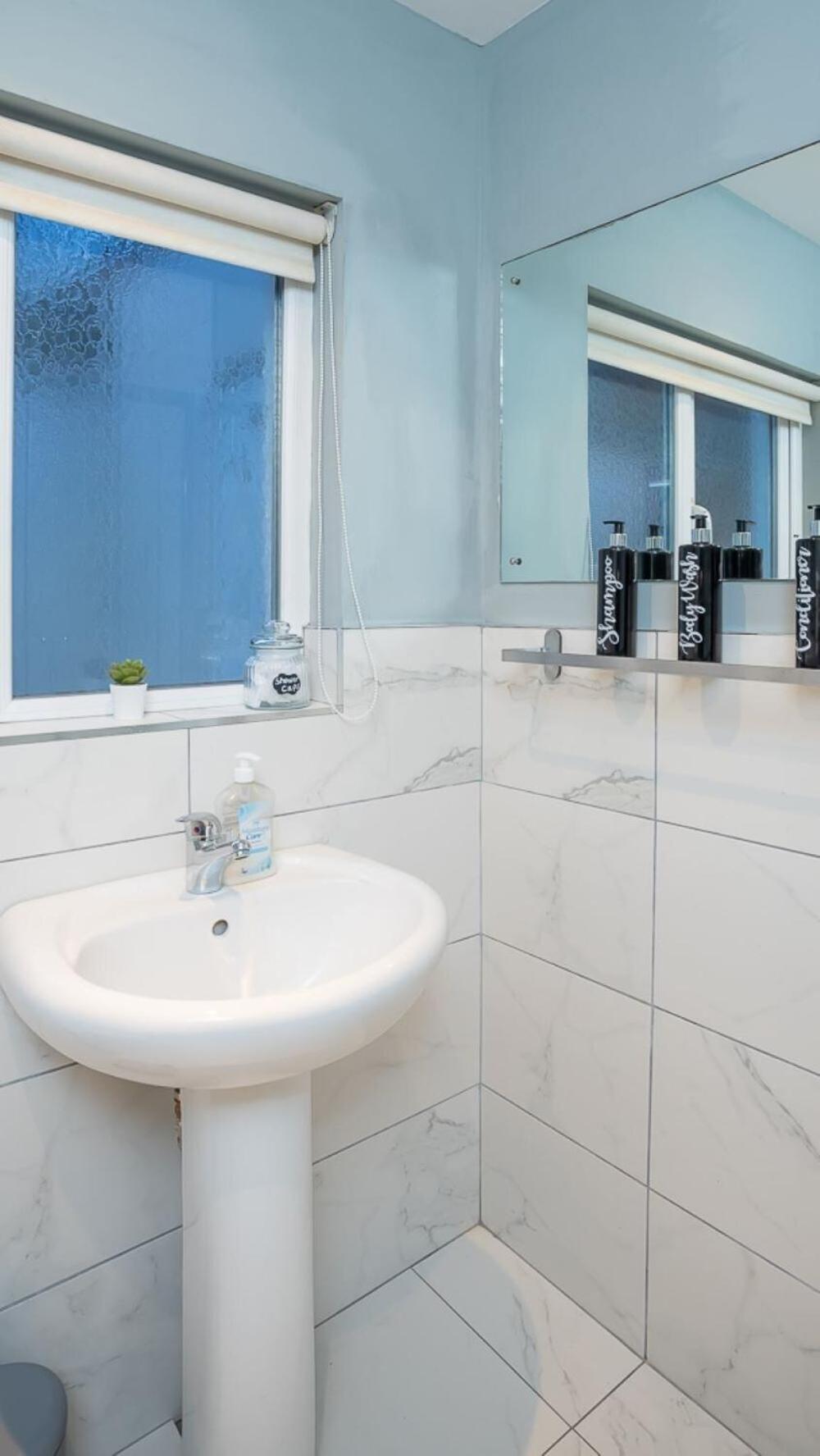 1 Bdr Apartment At Queens Uni By Belfast City Breaks Esterno foto